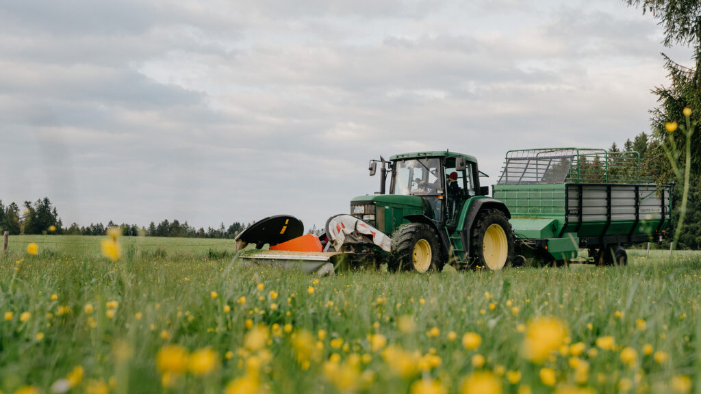 marcel-cornelius-unternehmen-bauernhof-traktor-landleben-stimmung