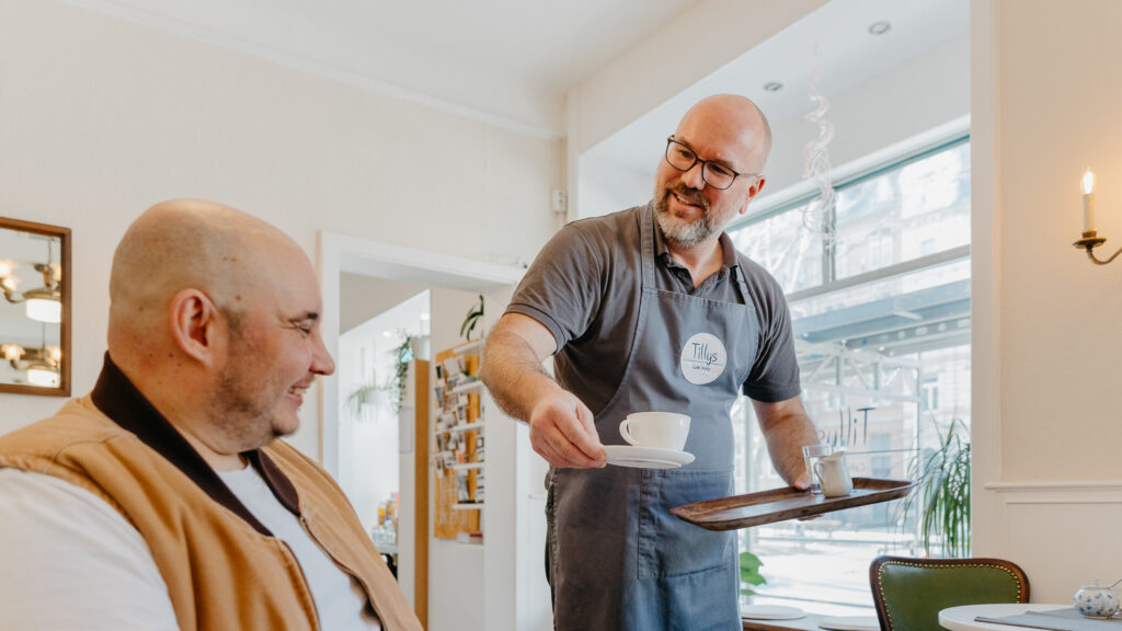 marcel-cornelius-unternehmen-gastronomie-szene-cafe-tilly-innenraum